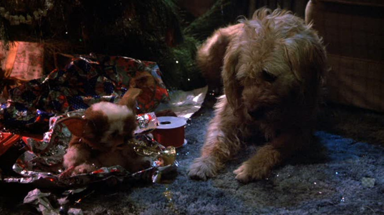 Gremlins christmas tree and dog