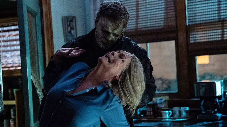 Michael Myers and Laurie Strode fighting Halloween Ends trailer