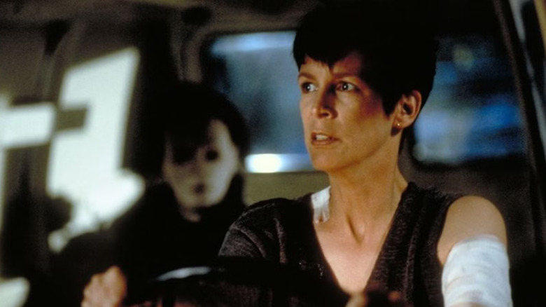 Jamie Lee Curtis as Laurie Strode drives Michael to his destiny in Halloween: H20