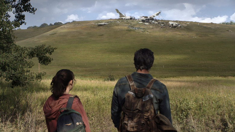 Bella Ramsey and Pedro Pascal in The Last of Us