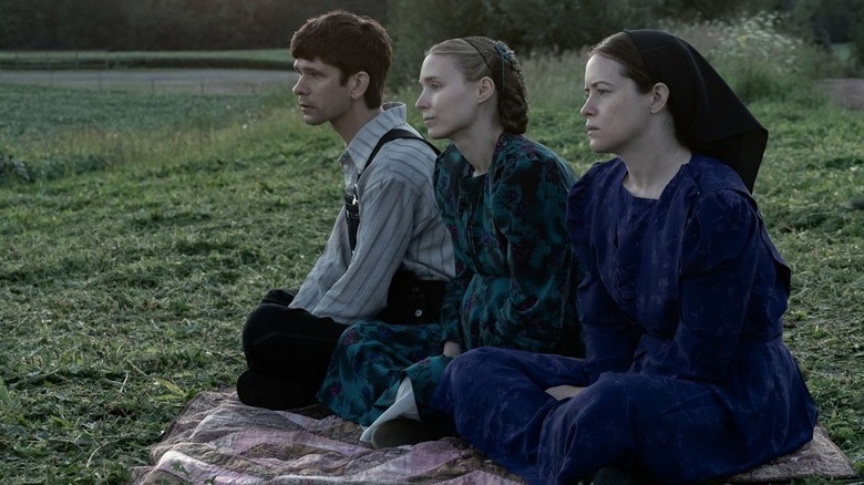 Ben Whishaw, Rooney Mara, and Claire Foy in Women Talking