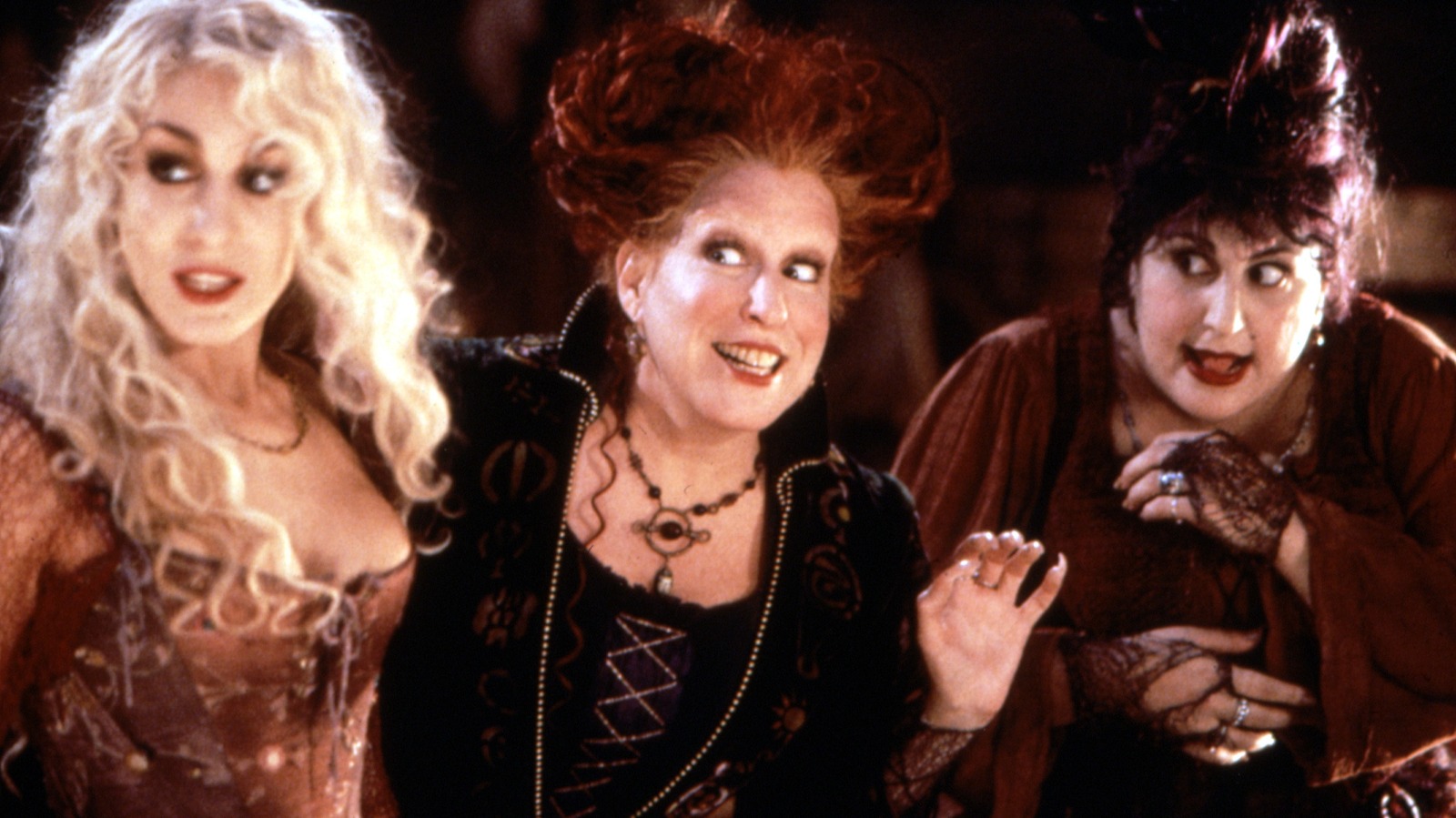 Review: 'Hocus Pocus 2' will put a funny-scary spell on you - Good