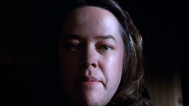 kathy bathes annie wilkes