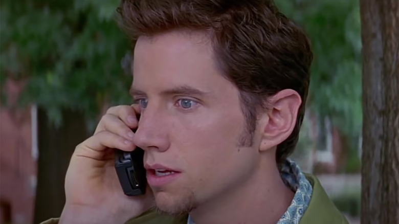 Jamie Kennedy on the phone in Scream 2