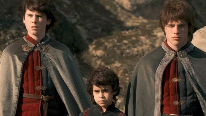 Elliot Grihault as Lucerys Velaryon, Oscar Eskinazi as Joffrey Velaryon, and Harry Collett as Jacaerys Velaryon