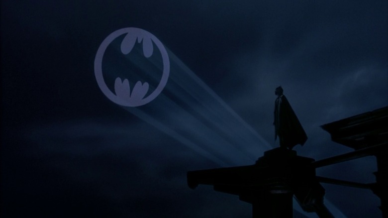 Bbatman 1989 movie Bat Signal 