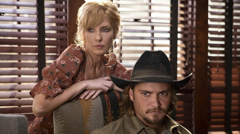 Kelly Reilly e Luke Grimes de Yellowstone