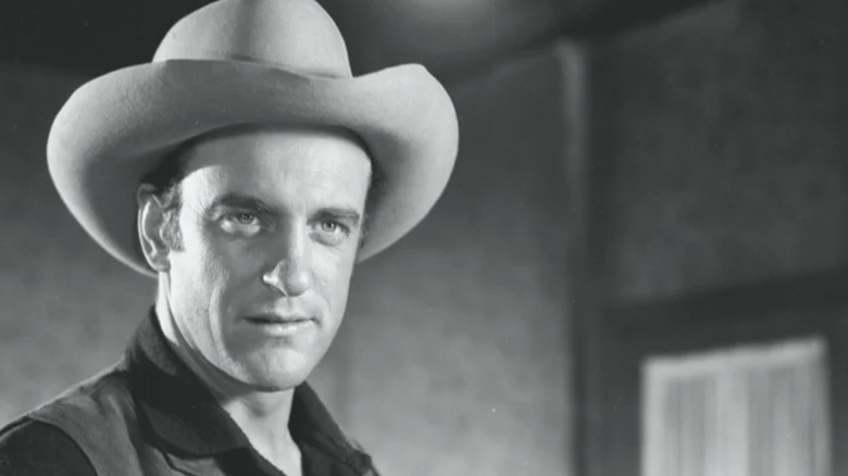 James Arness' Matt in a cowboy hat in Gunsmoke