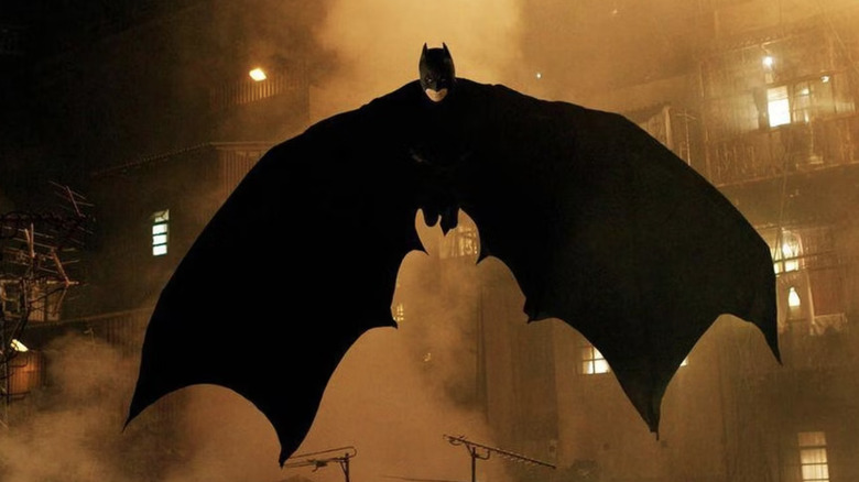 Batman começa com Christian Bale