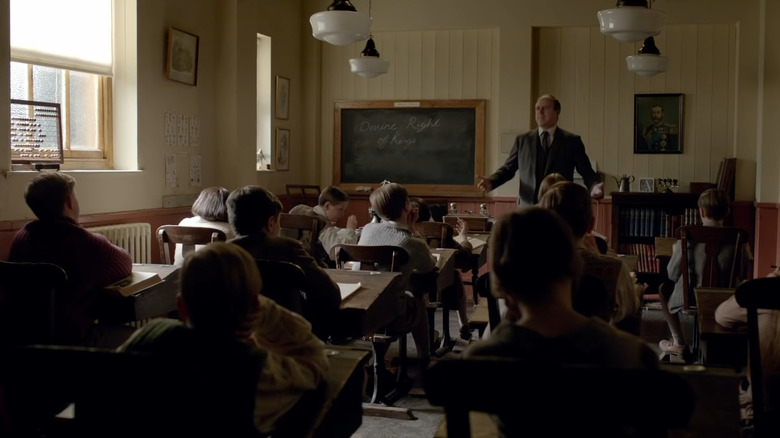 Molesley teaches on Downton Abbey