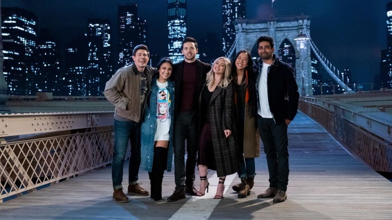 The cast of "How I Met Your Father" on the Brooklyn Bridge