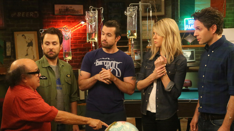 Danny DeVito, Charlie Day, Rob McElhenney, Kaitlin Olson, and Glenn Howerton in It's Always Sunny in Philadelphia