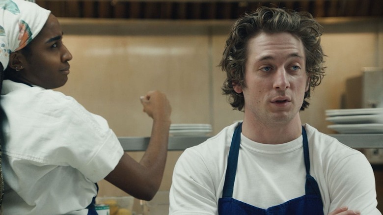 Ayo Edebiri and Jeremy Allen White in The Bear