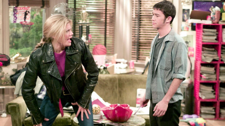 Kristen Johnston in leather jacket Joseph Gordon-Levitt 3rd Rock from the Sun