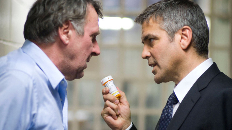 Tom Wilkinson and George Clooney in Michael Clayton