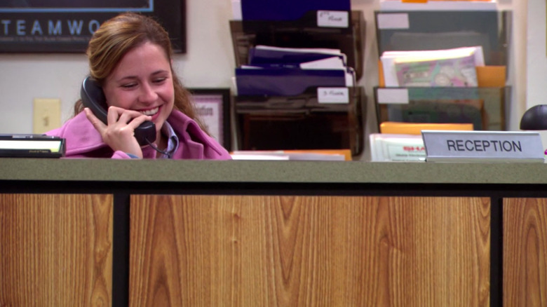 Jenna Fischer on phone The Office