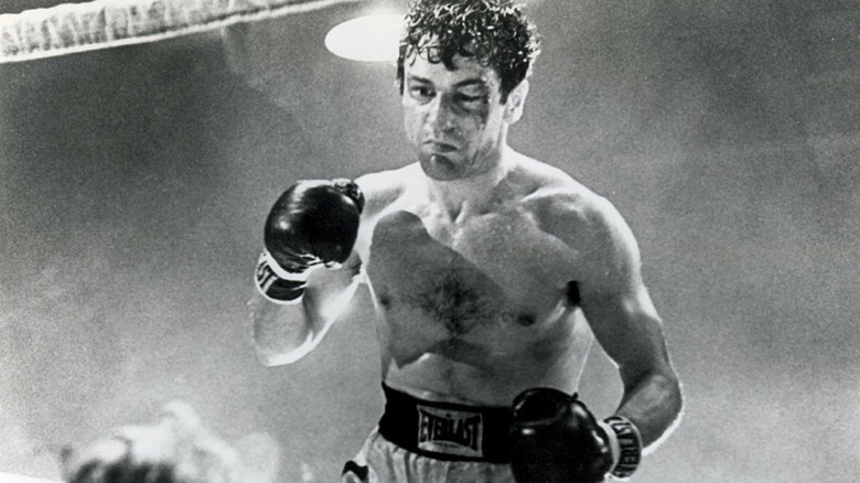 Robert De Niro boxing with busted eye Raging Bull