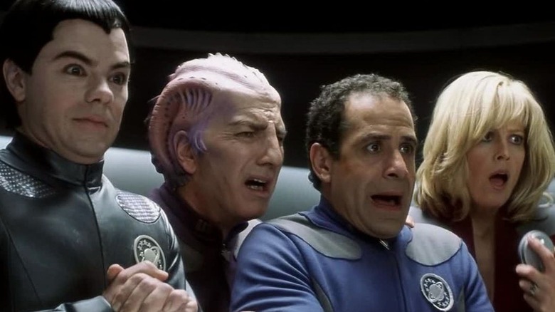 Tripulação do Galaxy Quest assustada