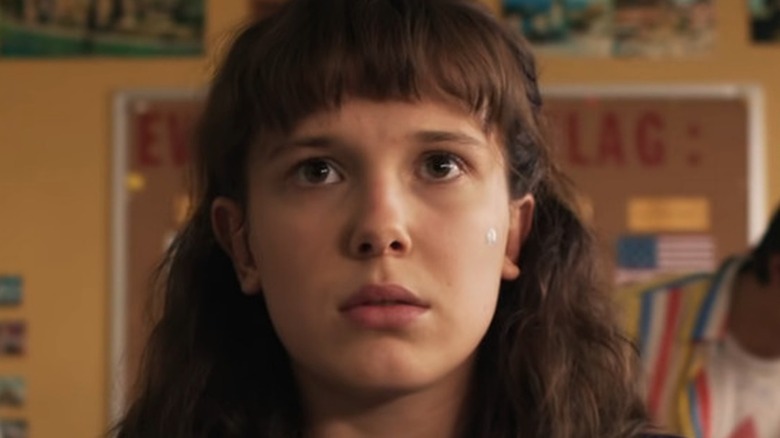 Millie Bobbie Brown bullied at school in "Stranger Things"