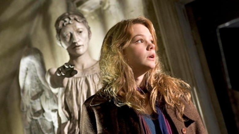 Weeping Angel hunting Sally