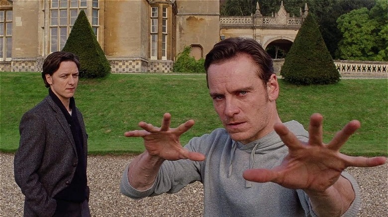 James McAvoy Michael Fassbender Magneto hands up