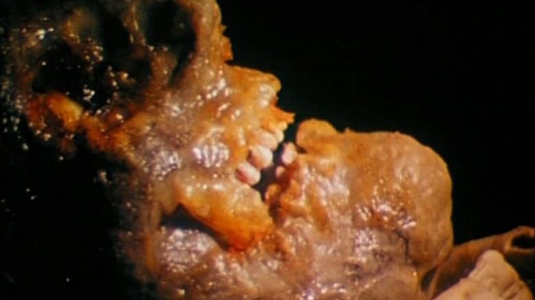 texas chain saw massacre photo of corpse tooth