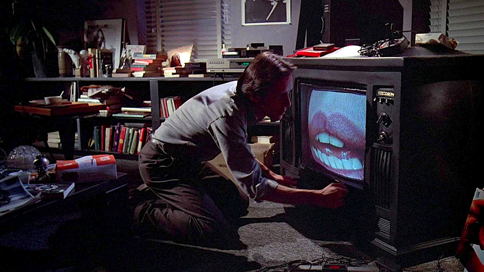 how-videodrome-s-special-effects-team-pulled-off-the-breathing-screen