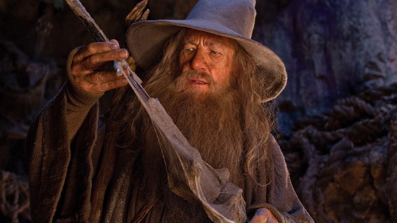 LOTR TCG Gandalf The Grey Wizard 1P364 Fellowship of the Ring FOTR Card  FOIL | eBay