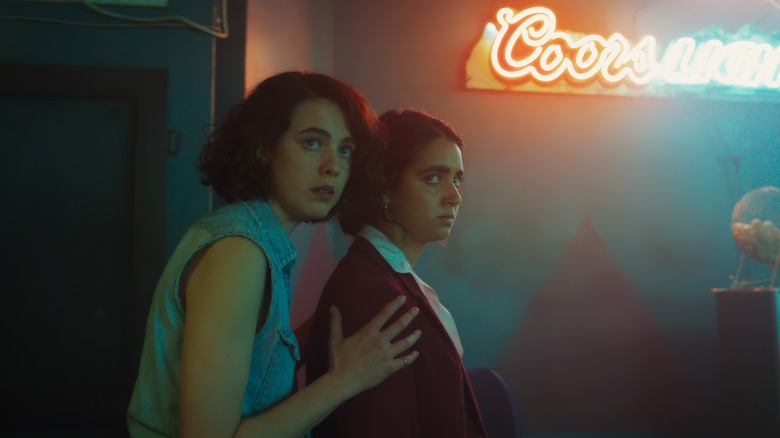 Margaret Qualley, Geraldine Viswanathan, Drive-Away Dolls