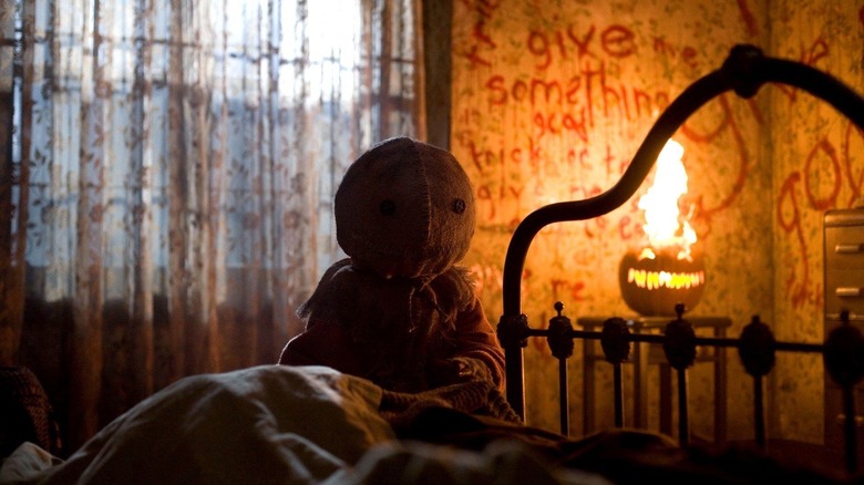 Trick r Treat Sam bed scene 