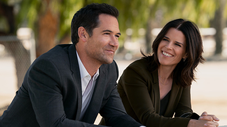 The Lincoln Lawyer, Manuel Garcia-Rulfo and Neve Campbell