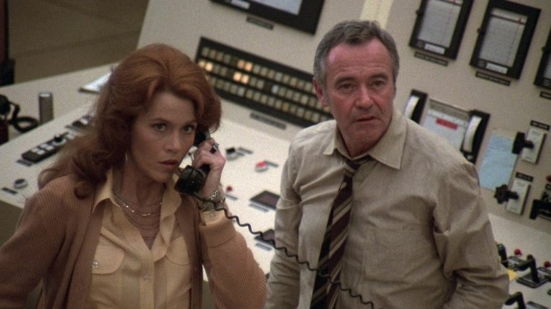 The China Syndrome jane fonda on phone next to jack lemmon