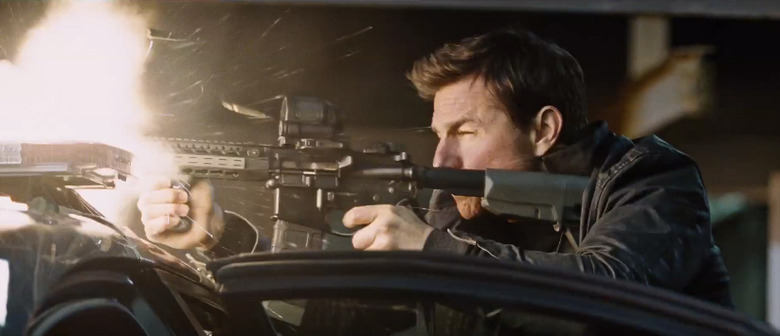 Jack Reacher: Never Go Back' IMAX Trailer: Tom Cruise Is Excited To Kick  Ass Again
