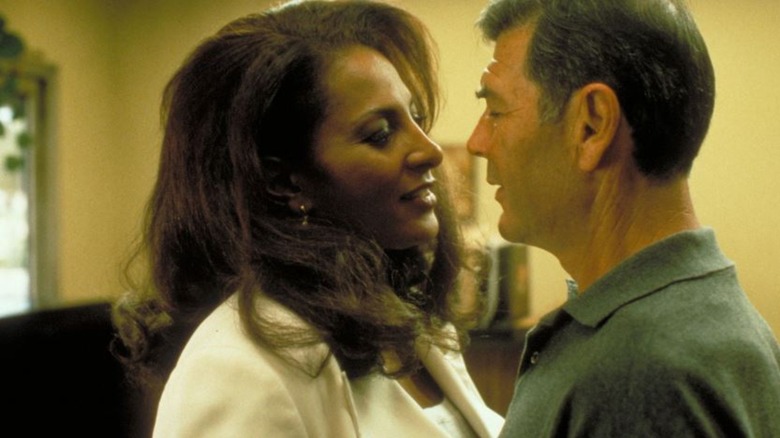 Pam Grier and Robert Forster in Jackie Brown 