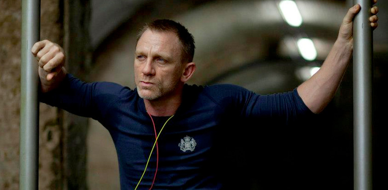 Daniel Craig Returning as James Bond