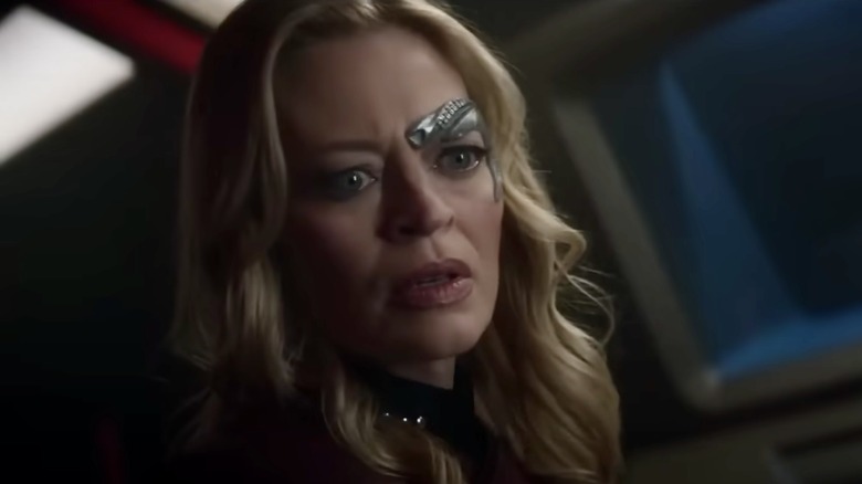 Jeri Ryan Says Seven Ends Up In A Really Cool Place At The End Of Star Trek Picard Season 3