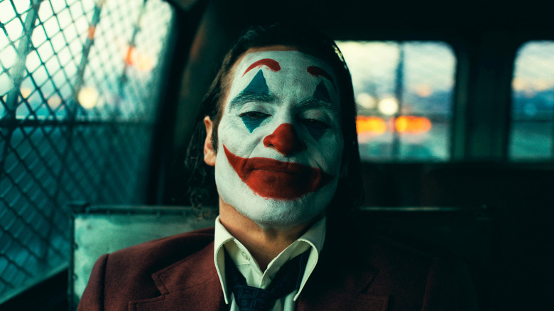 Kegilaan Joker adalah mobil deux joker