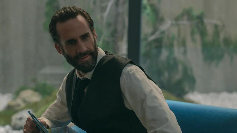 Joseph Fiennes as Commander Fred Waterford