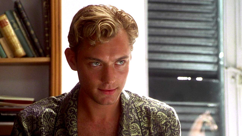 Jude Law looks seductive in The Talented Mr. Ripley