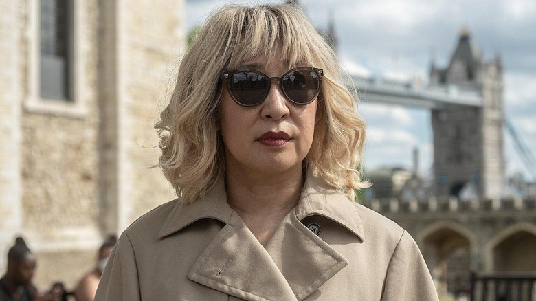 Sandra Oh rocking a blonde wig in Killing Eve