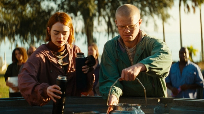 Emma Stone as Emily and Jesse Plemons as Andrew in Kinds of Kindness