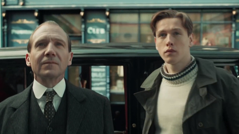 Ralph Fiennes and Harris Dickinson 