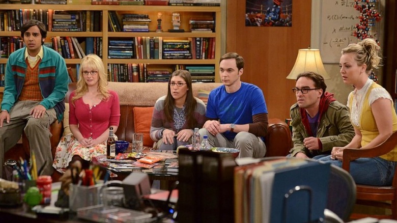 Raj, Bernadette, Amy, Sheldon, Leonard, and Penny watching TV on The Big Bang Theory