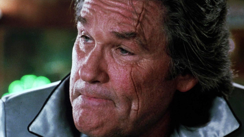 Kurt Russell as Stuntman Mike sitting at a bar in Death Proof