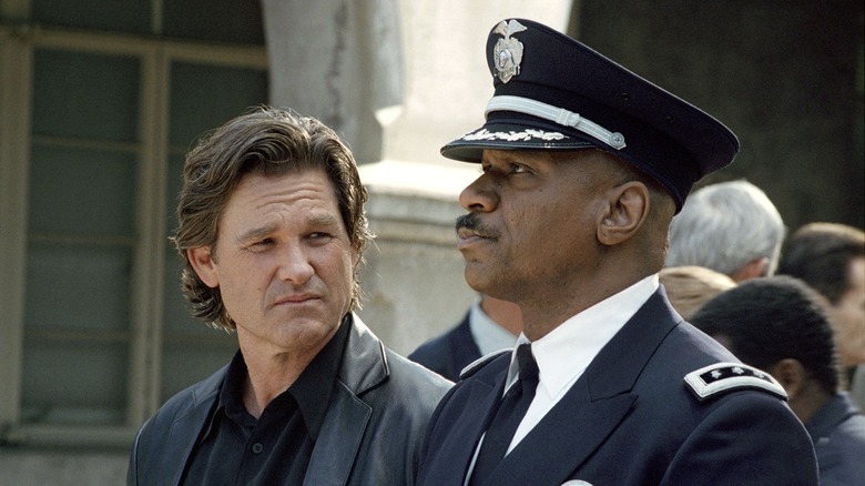 Kurt Russell Ving Rhames Azul Escuro