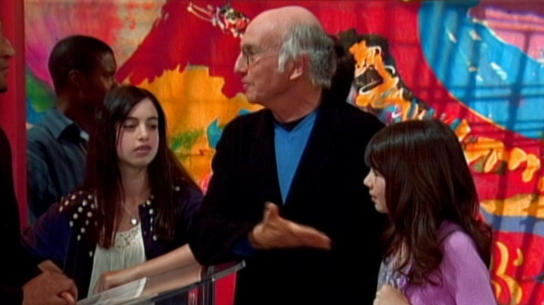 Hannah Montana, Larry David tenta conseguir uma mesa para sua filha