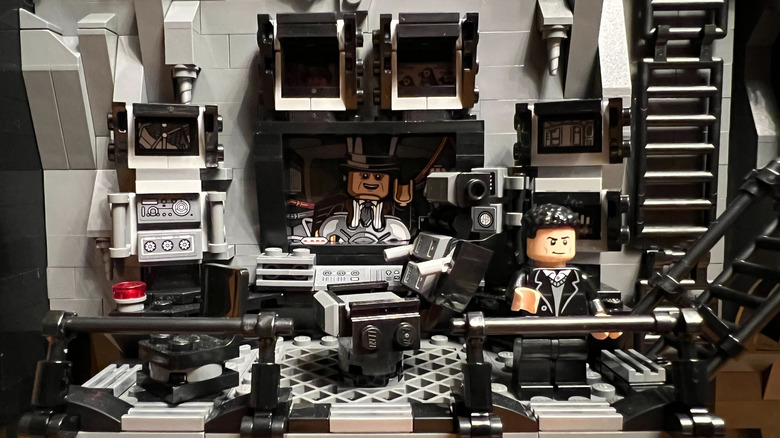 LEGO Batman Returns Batcave