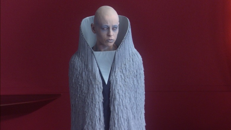 Sly Moore in Star Wars: Attack of the Clones