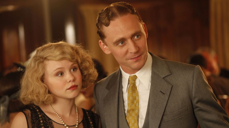 Tom Hiddleston and Alison Pill in Midnight in Paris