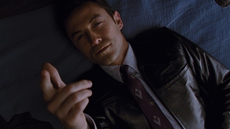 Joseph Gordon-Levitt in Looper